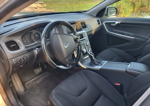 Volvo S60 cena 44950 przebieg: 263000, rok produkcji 2014 z Białystok małe 106